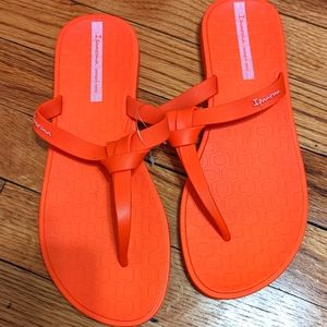 Sandal